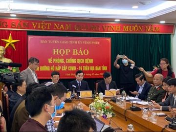 Trực tiếp: Vĩnh Phúc họp báo chống dịch Covid-19 - 3