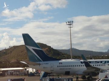 Một máy bay thuộc hãng hàng không WestJet Airlines /// AFP