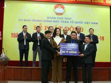 Thủ tướng: Tôi có niềm tin Việt Nam sẽ chặn đứng đại dịch - Ảnh 1. Thủ tướng: Tôi có niềm tin Việt Nam sẽ chặn đứng đại dịch - Ảnh 1.