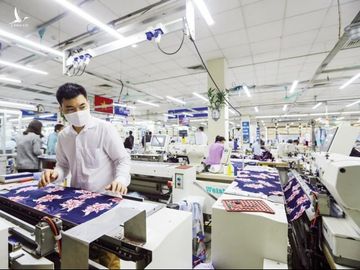 Covid-19: Chống dịch... cũng cần chống đói nghèo vì mất việc, mất thu nhập? Covid-19: Chong dich... cung can chong doi ngheo vi mat viec, mat thu nhap?