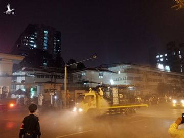 KHẨN: Cách ly ngay lập tức mọi trường hợp liên quan Bệnh viện Bạch Mai từ 10-3 đến nay - Ảnh 2.