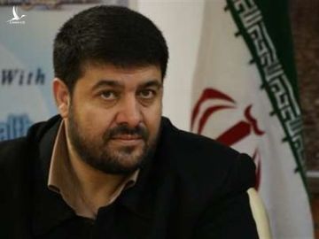 Giam doc Co quan Y te khan cap Iran nhiem virus corona hinh anh 1 Iran_3.jpg