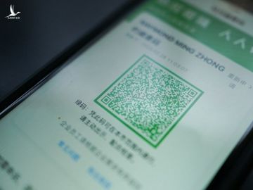 Mã QR hiển thị màu xanh lá cây nghĩa là được phép đi lại tự do. 