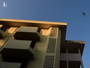 Trăm chiến sĩ tất bật dọn kí túc xá làm khu cách ly 17 nghìn giường