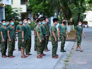 Trăm chiến sĩ tất bật dọn kí túc xá làm khu cách ly 17 nghìn giường