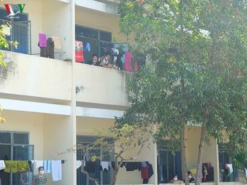 nhung phu nu tan tinh trong khu cach ly phong, chong covid-19 hinh 5