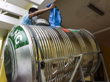 Hà Nội lần đầu tiên xuất hiện máy ATM gạo miễn phí cho người nghèo - Ảnh 5.