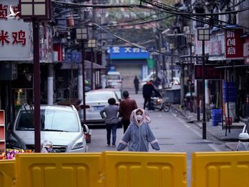 Bloomberg: Tình báo Mỹ kết luận Trung Quốc giấu dịch COVID-19 ở Vũ Hán - Ảnh 1.