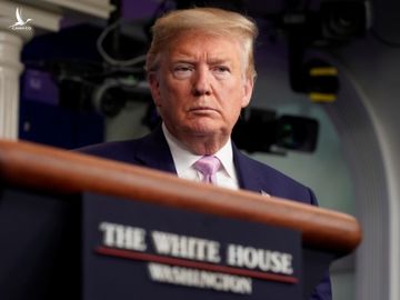 TT Trump canh bao ‘se co rat nhieu nguoi chet’ trong tuan toi o My hinh anh 1 2020_04_04T211917Z_1692535029_RC2XXF9A7R8C_RTRMADP_3_HEALTH_CORONAVIRUS_USA.JPG