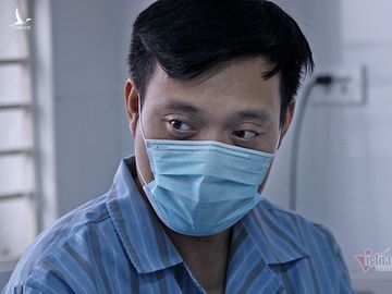 Bệnh nhân 109: 'Những cơn đau nửa đầu dồn dập, tôi ngửi đâu cũng thấy mùi ẩm mốc'