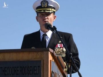 hạm trưởng tàu sân bay mỹ theodore roosevelt bị sa thải và mắc covid-19 hình 1 ham truong tau san bay my theodore roosevelt bi sa thai va mac covid-19 hinh 1