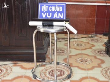 Nam thanh niên lĩnh 9 tháng tù vì dùng ghế inox đánh cán bộ chốt kiểm dịch Covid-19 - Ảnh 2.