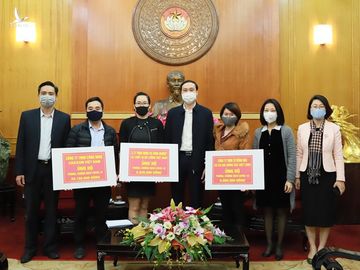 Hon 900 ty dong ung ho chong dich Covid-19 hinh anh 1 img4805_mgnm.jpg