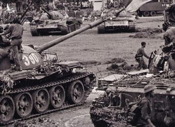 Tiết lộ lý do xe tăng ta rách te tua khi vào Dinh Độc Lập, T-90 tối tân cũng có hiểm họa - Ảnh 6.