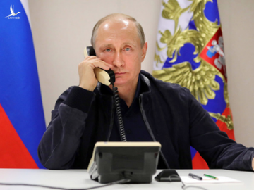 Chiếc điện thoại đặc biệt của Tổng thống Putin - 1
