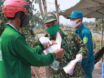 luy thep bien phong chong dich tuyen bien gioi tay nam hinh 12