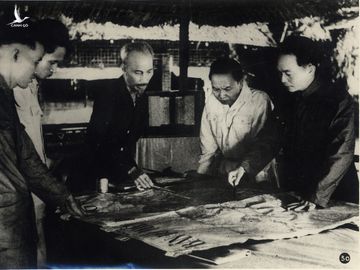 Nhung buc anh hiem ve chien thang Dien Bien Phu nam 1954 hinh anh 1 412.jpg