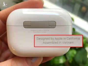 Một số mẫu AirPods Pro mới đã được sản xuất tại Việt Nam. Ảnh: The Verge.