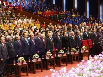 Tong bi thu: '79 mua Xuan cua Nguoi la bieu tuong cao dep nhat' hinh anh 3 Chaoco.jpg