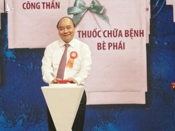 Thủ tướng ấn nút ‘ATM thuốc’ chữa bệnh tham nhũng, xa dân - Ảnh 1. Thủ tướng ấn nút ‘ATM thuốc’ chữa bệnh tham nhũng, xa dân - Ảnh 1.
