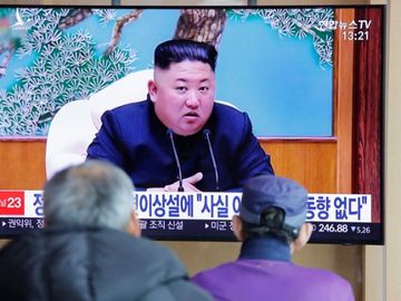 Lãnh đạo Triều Tiên Kim Jong-un vẫn chưa xuất hiện công khai trong thời gian gần đây, gây nhiều đồn đoán về sức khỏe của ông /// Reuters