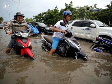 TP.HCM đang phải đối mặt với nguy cơ thảm họa lũ lụt do tác động của quá trình đô thị hóa /// Ảnh: Ngọc Dương