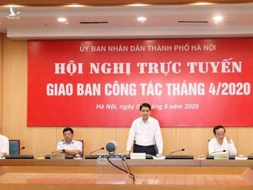 Lãnh đạo UBND TP.Hà Nội trong cuộc giao ban sáng 6.5 /// Ảnh Phú Khánh