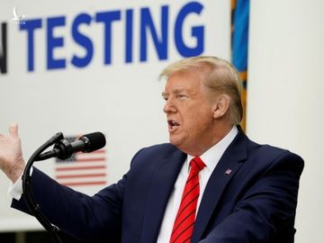 TT Trump bac bo dam phan lai thoa thuan thuong mai voi Trung Quoc hinh anh 1 r.jpeg