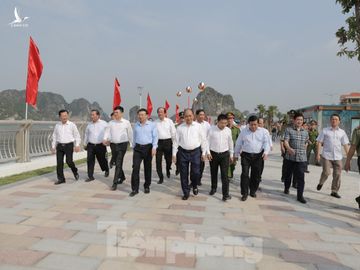 Thủ tướng dự Lễ khánh thành tuyến đường bao biển đẹp nhất Quảng Ninh - ảnh 2