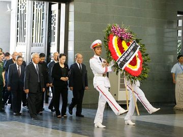 Lãnh đạo Đảng, Nhà nước đến viếng tại lễ tang ông Vũ Mão - Ảnh 2.