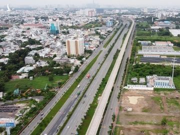 Hơn 17 km đường ray trên cao metro Bến ThànhSuối Tiên sẵn sàng chờ thử tàu