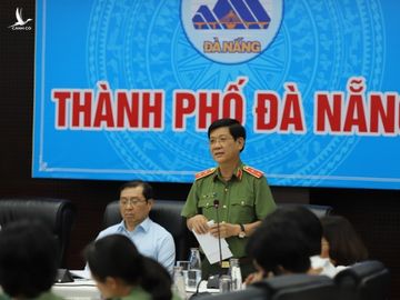 Thủ tướng Nguyễn Xuân Phúc: Họ nhập cảnh trái phép bằng đường nào, ai chịu trách nhiệm? - Ảnh 2.