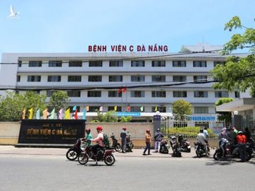 Bệnh viện C Đà Nẵng bắt đầu phong tỏa sáng 24/7. Ảnh:Đắc Thành