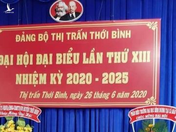 Lãnh đạo xã phản ứng vụ “Đốt nhang lạy độ dốt” - Ảnh 1.