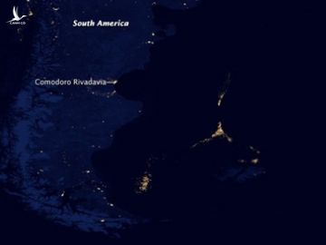 Vét sạch mực ở biển Nam Mỹ, Bắc Kinh áp đặt luôn lệnh cấm đánh bắt - Ảnh 2. Vét sạch mực ở biển Nam Mỹ, Bắc Kinh áp đặt luôn lệnh cấm đánh bắt - Ảnh 2.