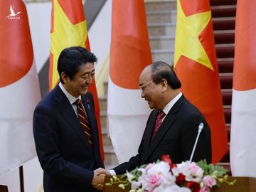 Dấu ấn đặc biệt của Thủ tướng Abe trong quan hệ với Việt Nam - Ảnh 1.