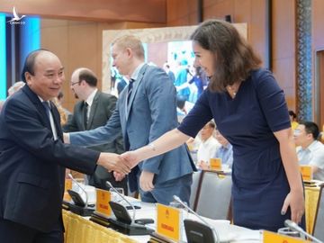 Thủ tướng Nguyễn Xuân Phúc: EVFTA không có chỗ cho DN thiếu kiên trì, hàng hóa kém chất lượng - Ảnh 1.