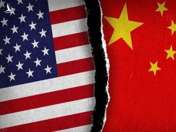 Ông Trump chơi rắn, Mỹ Trung ngày càng xa rời