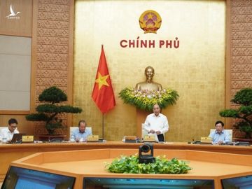 Thủ tướng: Sẽ có chỉ thị mới về biện pháp chống làn sóng Covid-19 thứ 2 - 1