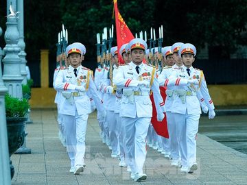 Lễ thượng cờ rủ Quốc tang nguyên Tổng Bí thư Lê Khả Phiêu - ảnh 4