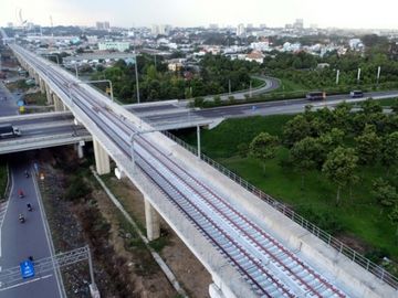 Tuyến metro số 1 (Bến Thành - Suối Tiên) đi qua Q.Thủ Đức /// Ảnh: Ngọc Dương