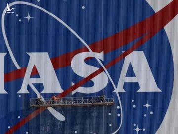 Mỹ bắt nhà nghiên cứu NASA nghi nhận tiền tài trợ từ Trung Quốc - 1 Mỹ bắt nhà nghiên cứu NASA nghi nhận tiền tài trợ từ Trung Quốc - 1