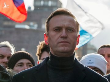 EU dọa trừng phạt Nga liên quan vụ ông Navalny bị đầu độc - Ảnh 1.