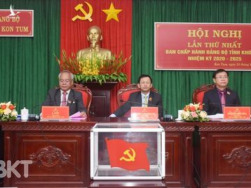 Duong Van Trang tai cu Bi thu Kon Tum anh 1