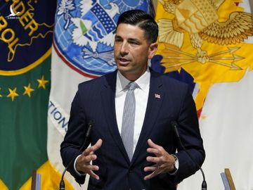 Quyền bộ trưởng An ninh Nội địa Mỹ Chad Wolf phát biểu tại thủ đô Washington, Mỹ, ngày 9/9. Ảnh: AP.