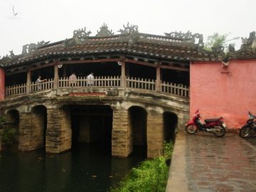 Chùa Cầu Hội An có nguy cơ đổ sập với bão số 5 - Ảnh 4. Chùa Cầu Hội An có nguy cơ đổ sập với bão số 5 - Ảnh 4.