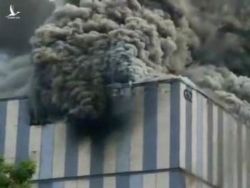 Cơ sở nghiên cứu 5G của Huawei bốc cháy ngùn ngụt