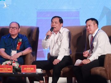 Trực tiếp: Thủ tướng đối thoại với nông dân - Ảnh 10. Trực tiếp: Thủ tướng đối thoại với nông dân - Ảnh 10.