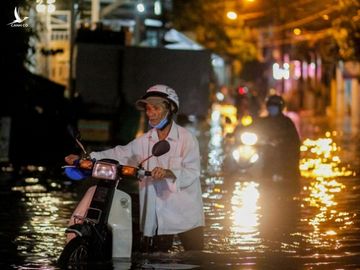 Vào cao điểm mưa bão, Biển Đông có thể bão dồn dập - Ảnh 1.