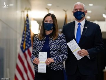 Tổng thống Mỹ bỏ phiếu sớm: ‘Tôi bầu cho một người tên Trump’ - ảnh 8